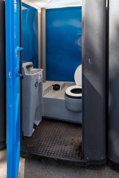 Best Porta potty rental near me  in Milford, IN