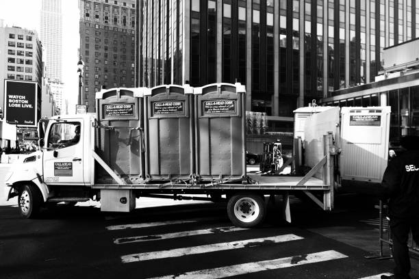 Best Portable bathroom rental  in Milford, IN